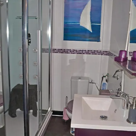 Beautiful In Les Pins With Apartment Juan-les-Pins